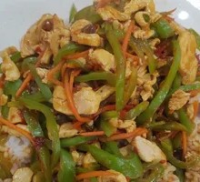 Fish-flavored Chicken Rice Bowl