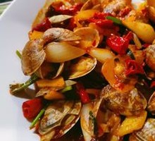 Spicy Stir-Fried Clams