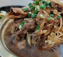 Beef with Enoki Mushrooms