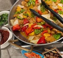 Thai Pineapple Stir-Fried Chicken