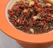 Stir-Fried Beef with Yellow Onion