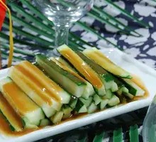 Crisp Cucumber Salad