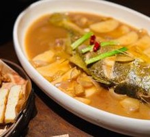 Braised Yellow Croaker with Rice Cake