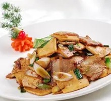 Braised Pork Soup Noodles