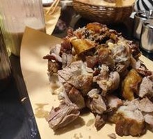 坑烤羊腿