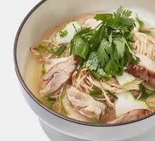 Fresh Pomelo Chicken Broth Noodles