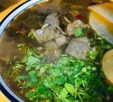 Sour Cabbage Beef Noodles