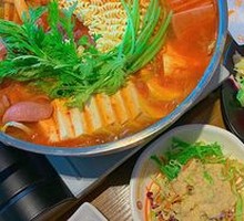 Military-style Hot Pot
