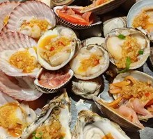 Seafood Assortment Basket