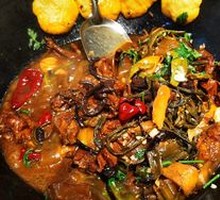 Stewed Chicken in Iron Pot