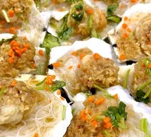 Garlic Fried Rice Noodles with Scallop