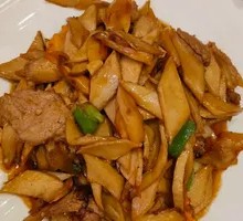 Sautéed Pork Slices with Pleurotus ostreatus