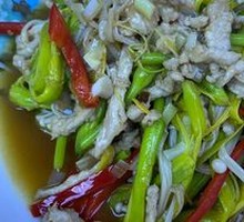 Stir-Fried Daylily Flowers
