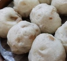 Leek and Pork Steamed Buns