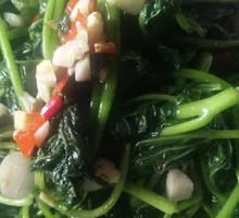 Stir-Fried Sweet Potato Leaves
