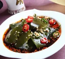 Spicy and Sour Kelp Slices