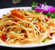 Pickled Chili Potato Shreds with Pork