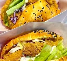 Sichuan Peppercorn Chicken Burger