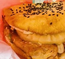 Grilled Pineapple Chinese Burger