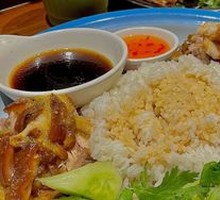 Pork Trotter Rice with Two Flavors
