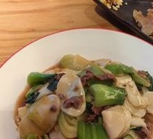 Beef and Bok Choy Stir-Fried Rice Noodles