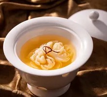 Fifteen-Year-Old Dried Tangerine Peel and Lily Bulb