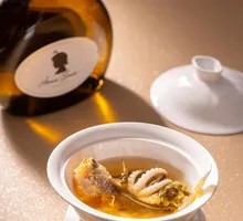 Pork Knuckle Sour Cabbage Soup with Fresh Squid and Mandarin Fish