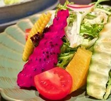 Organic Vegetable and Fruit Salad