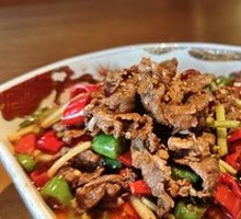 Stir-fried Yellow Beef