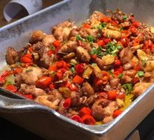 Stir-Fried Chicken in Iron Pot
