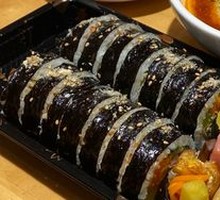 Vegetable Seaweed Rice Roll