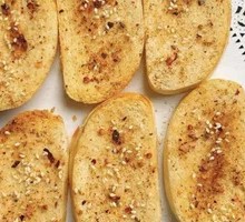 Steamed bun slices