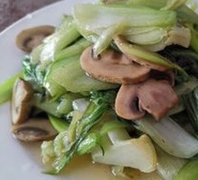 Bok Choy and Mushroom Stir-fry