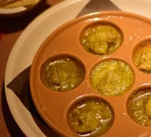 French Garlic Snails