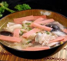 Crucian Carp and Tofu Soup