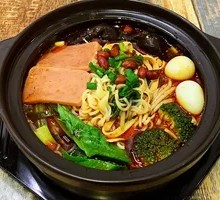 Noodles in Clay Pot