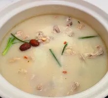 Signature Pig's Trotter and Chicken Soup