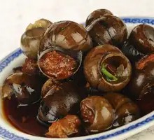 Braised Duck Feet with Snail and Pork Filling