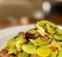 Green Tomato and Preserved Pork