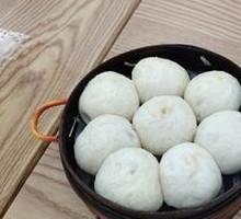 Handmade Fresh Pork Steamed Buns