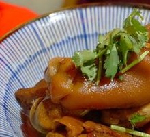 Braised Pig Trotters