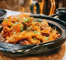 Chicken Feet and Pig Trotter Stew