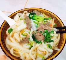 Beef Stir-Fried Knife-Cut Noodles