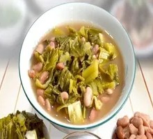 Sour Cabbage and Corn Soup