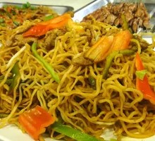 Vegetable, Pork, and Egg Noodles Stir-fry