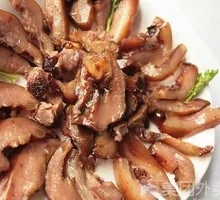 Pork head meat
