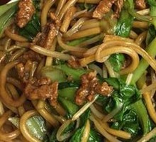 Stir-Fried Noodles with Shredded Meat