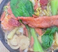 Handmade Dumplings in Clay Pot