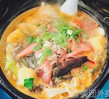 Dumpling Hot Pot