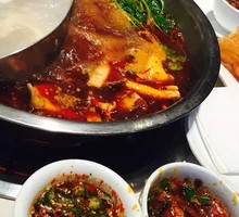 Bones Pot Yin-Yang Hot Pot